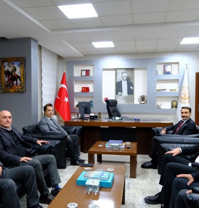 Rektör Şengönül Gemerek’te ortak projeleri görüştü