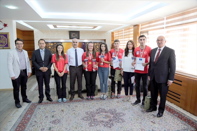 İLK İŞLERİ PROTOKOL ZİYARETİ OLDU