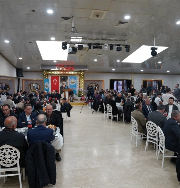Sivas’ta YILDIZELİ-DER’den dayanışma iftarı