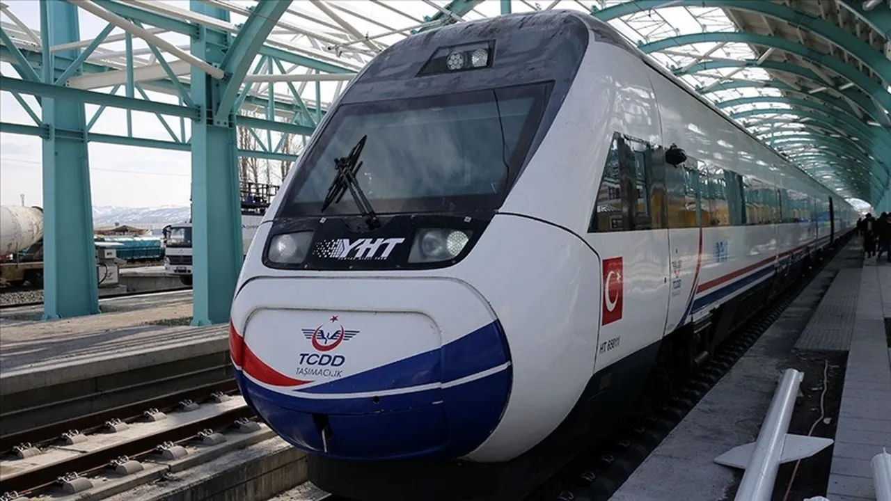 Sivas’a hızlı tren konforu