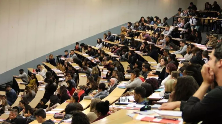 Üniversitelerde balon söndü! YKS başvurularında 1,1 milyonluk kayıp