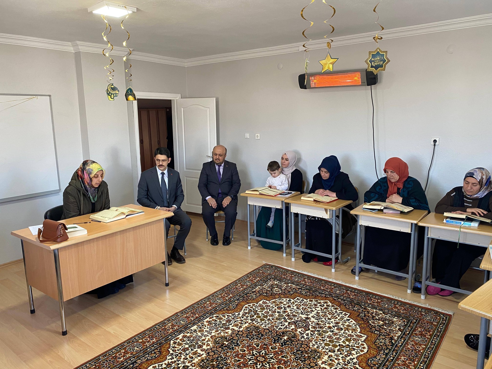 Eskimez Öğrencilerle Mukabele Dinledi