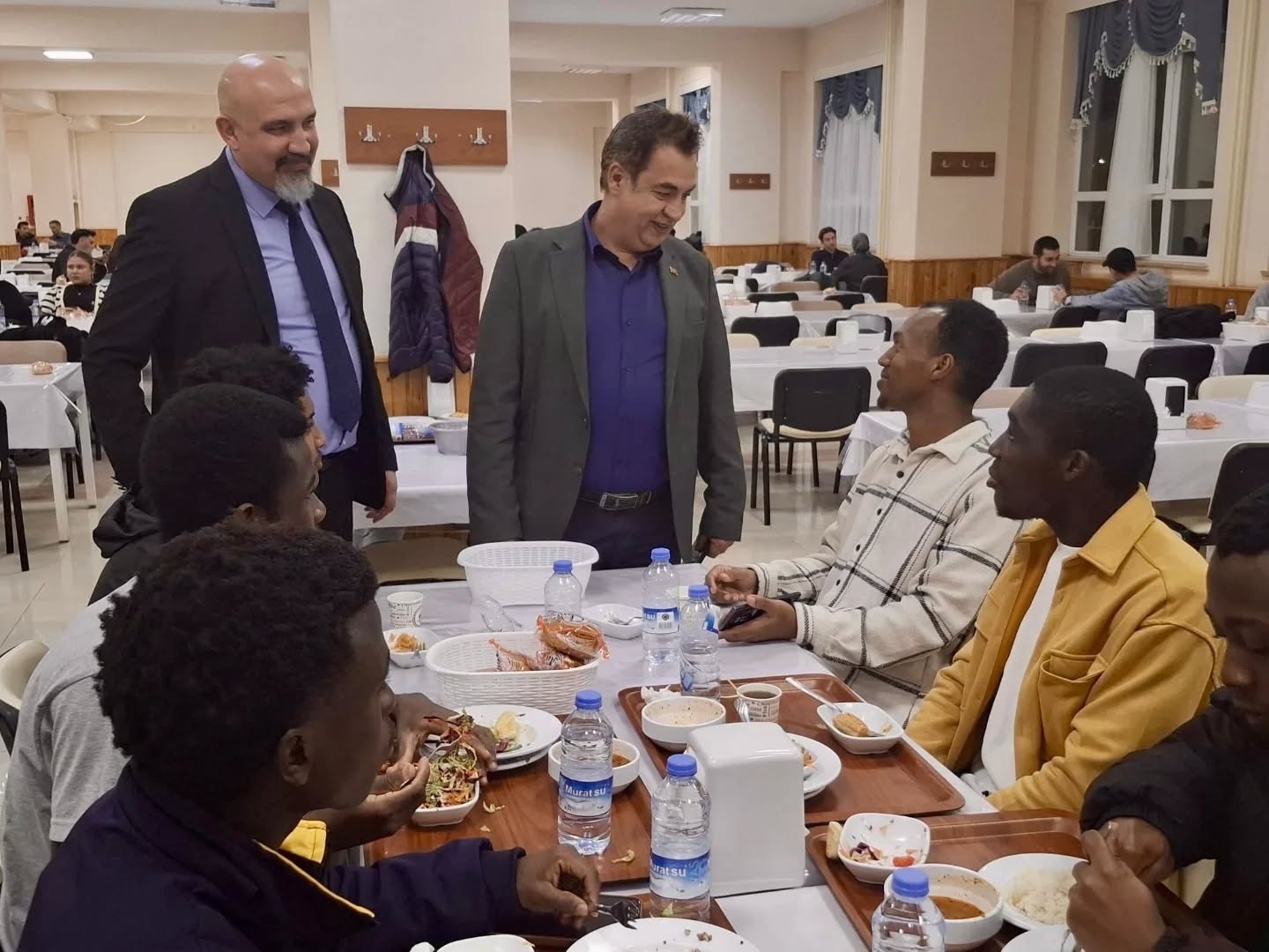 Rektör Şengönül öğrencilerle iftarda buluştu