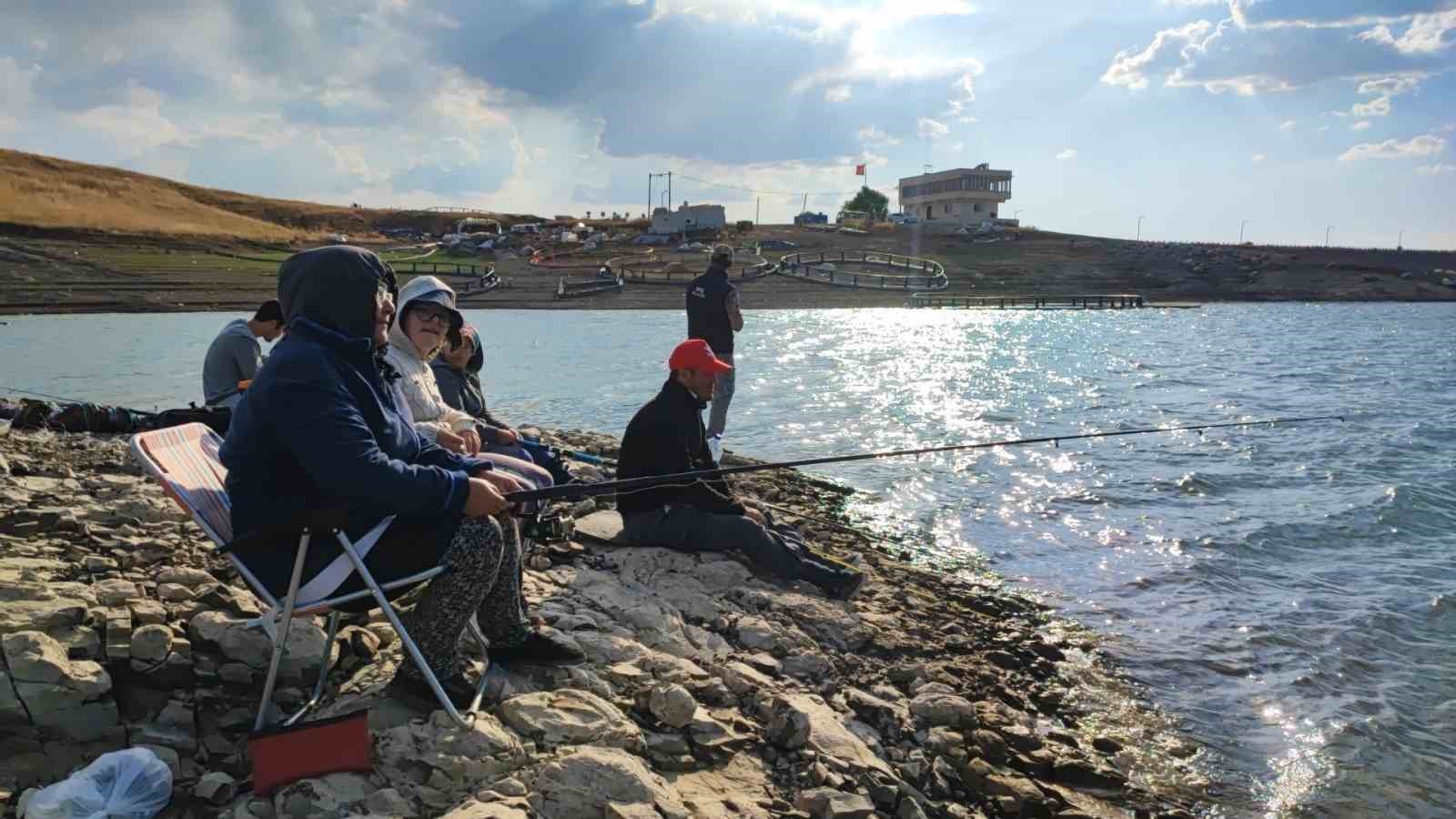 Sivas’ta sazangiller ve yayın balığı için 3 aylık av yasağı başlıyor