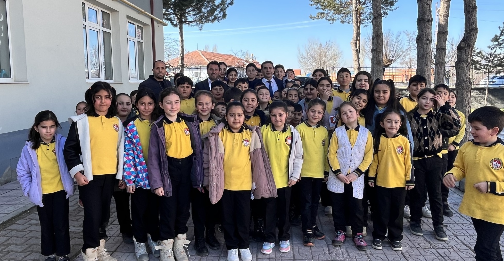 Sivas’ta 189 Öğrenciye Bayram Harçlığı