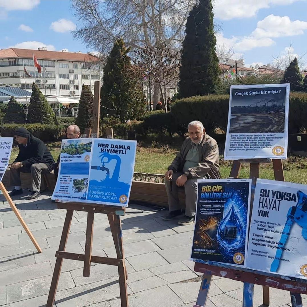 Sivaslı gençlerden su tasarrufu için farkındalık çağrısı