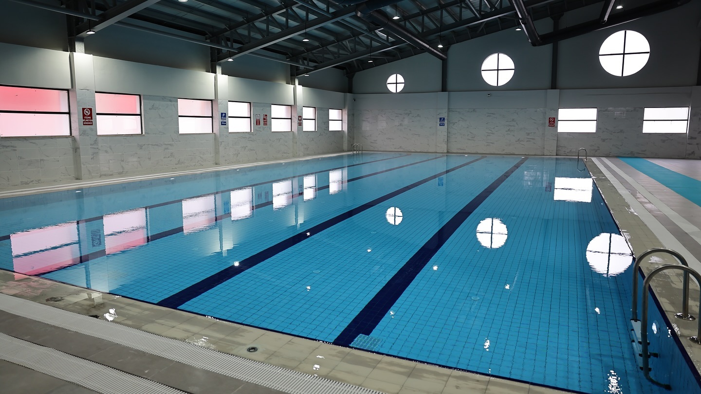 Sivas Belediyesi’nden yaz sezonuna özel havuz düzeni