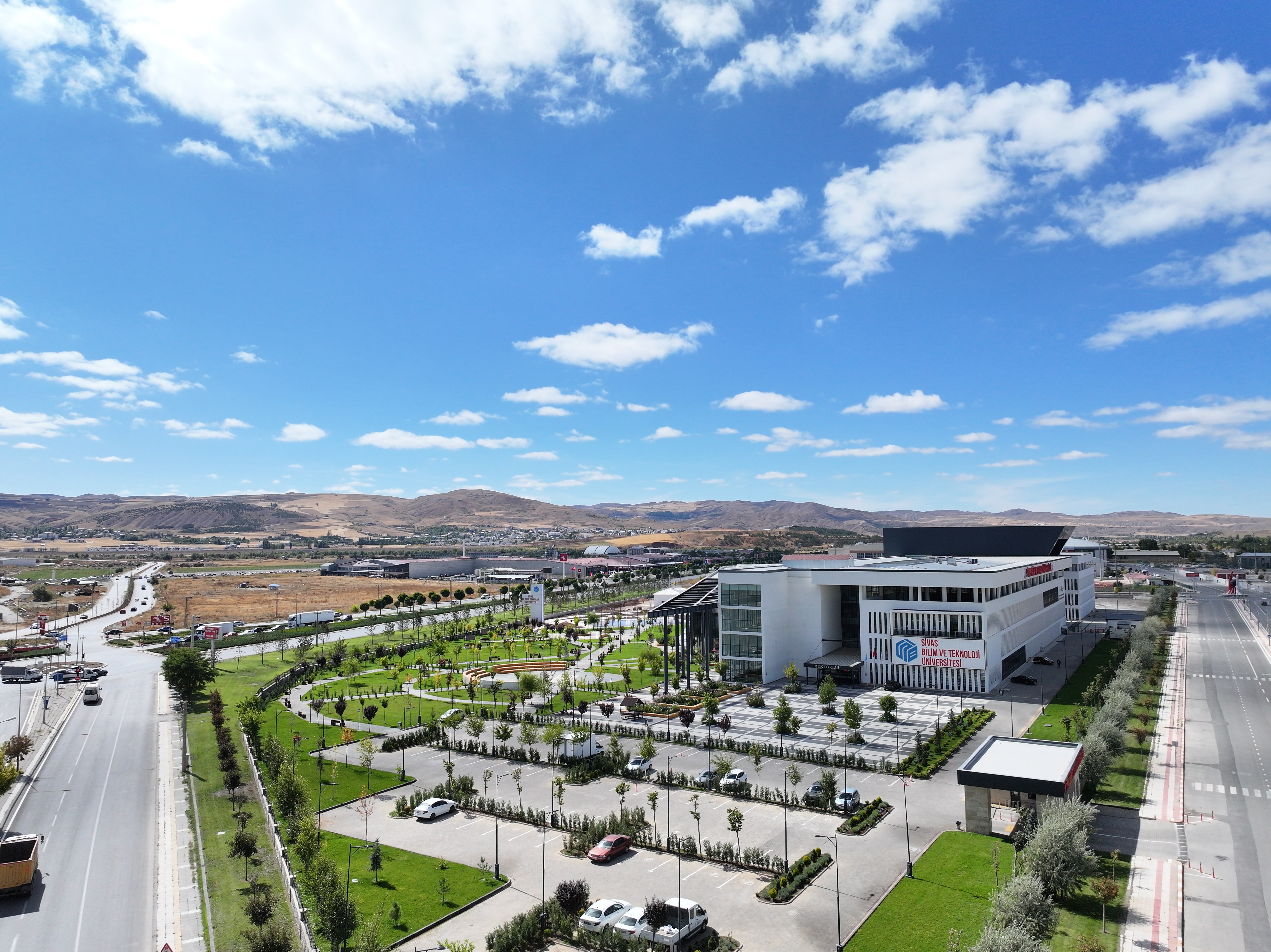 Sivas’ta düzenlenen Anadolu Hackathon’a yoğun ilgi