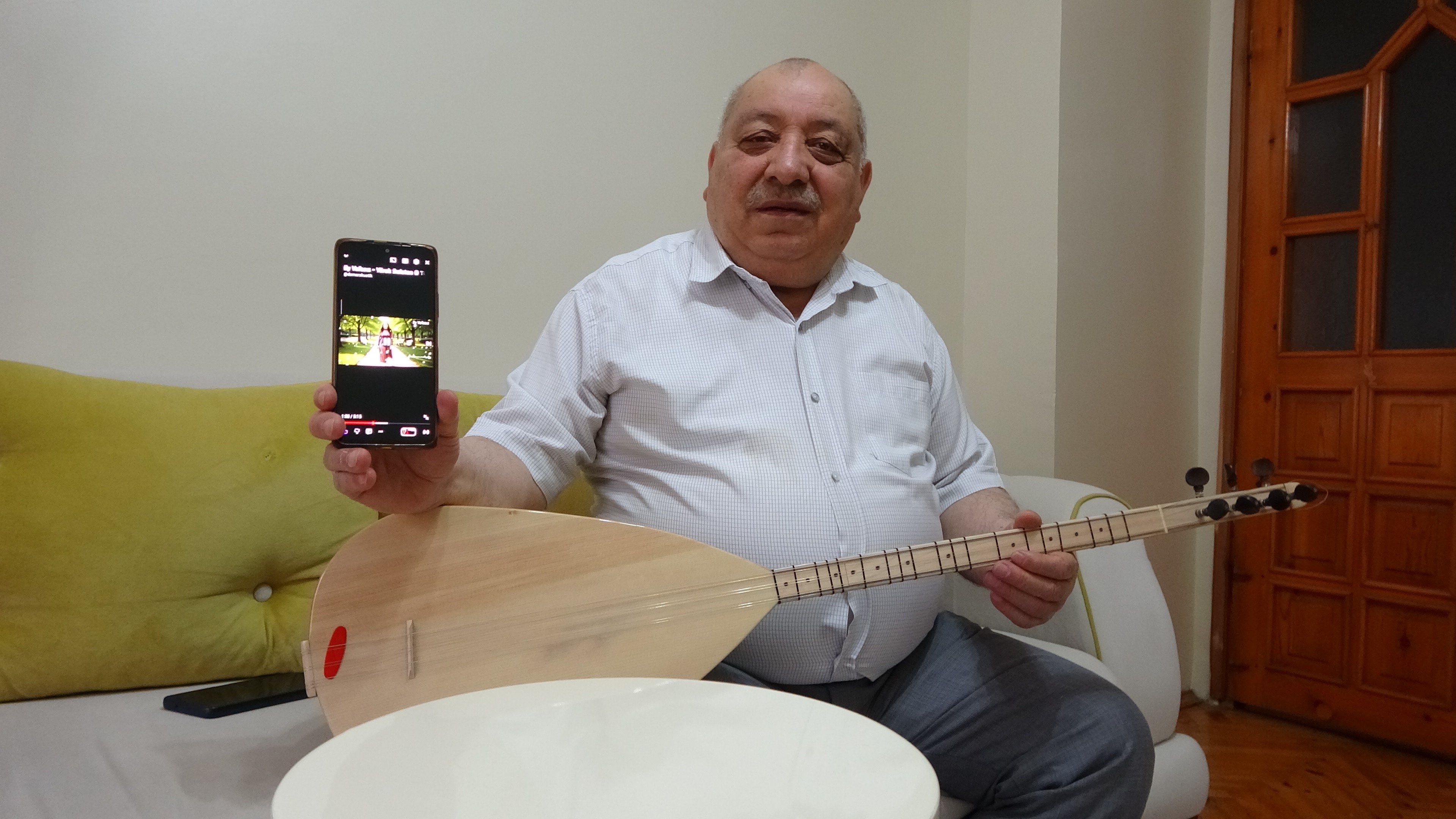 Yapay zekâ, Sivaslı ozanın türkülerine kapı açtı