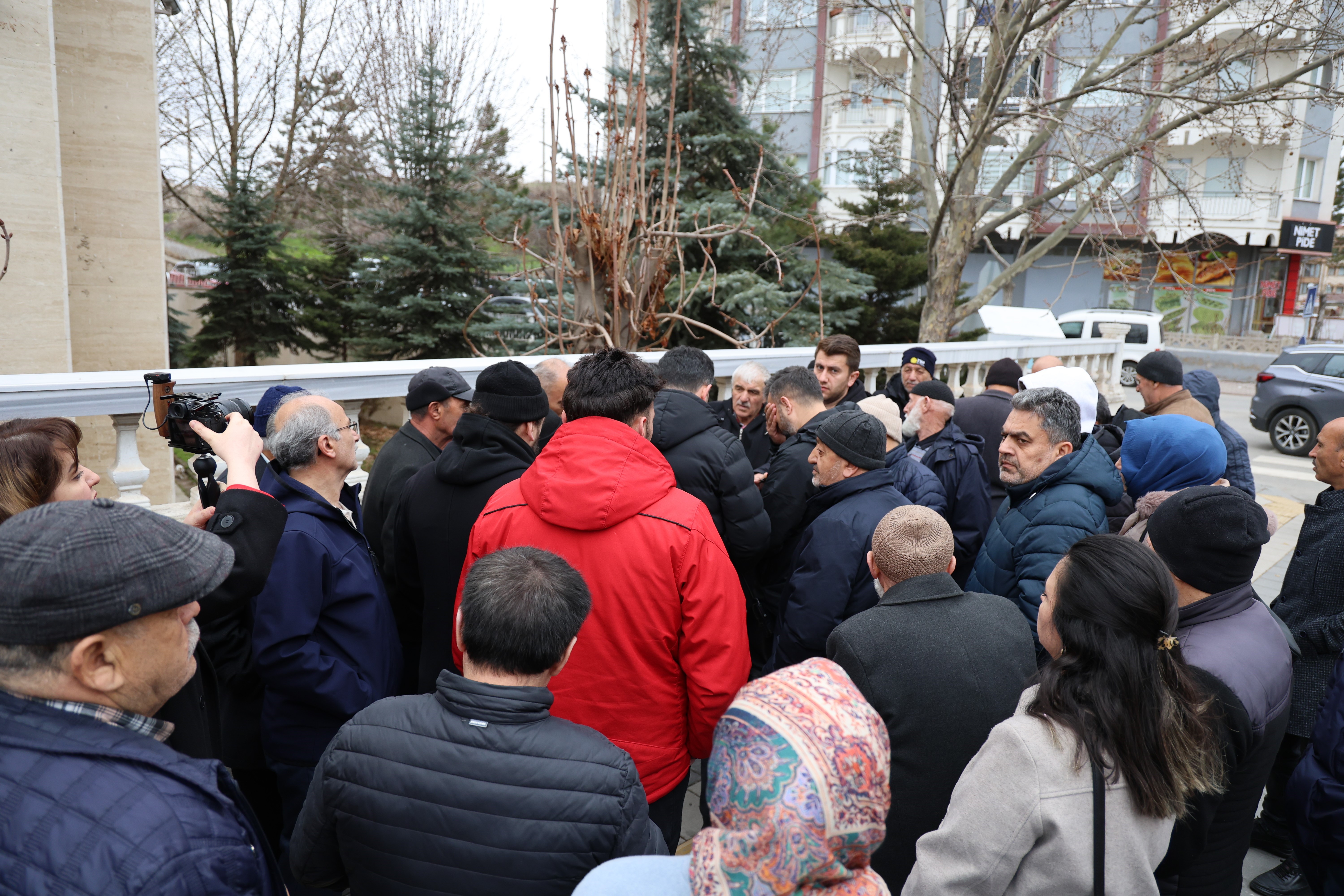 Sivas’ta Dolandırılan Umreciler İçin Mutlu Son