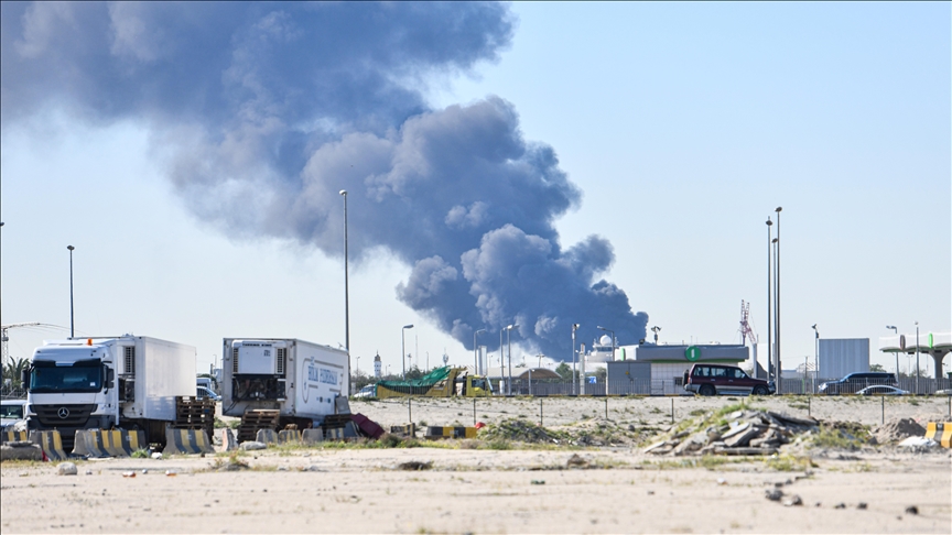 İran'ın Körfez ülkelerine saldırıları sürüyor