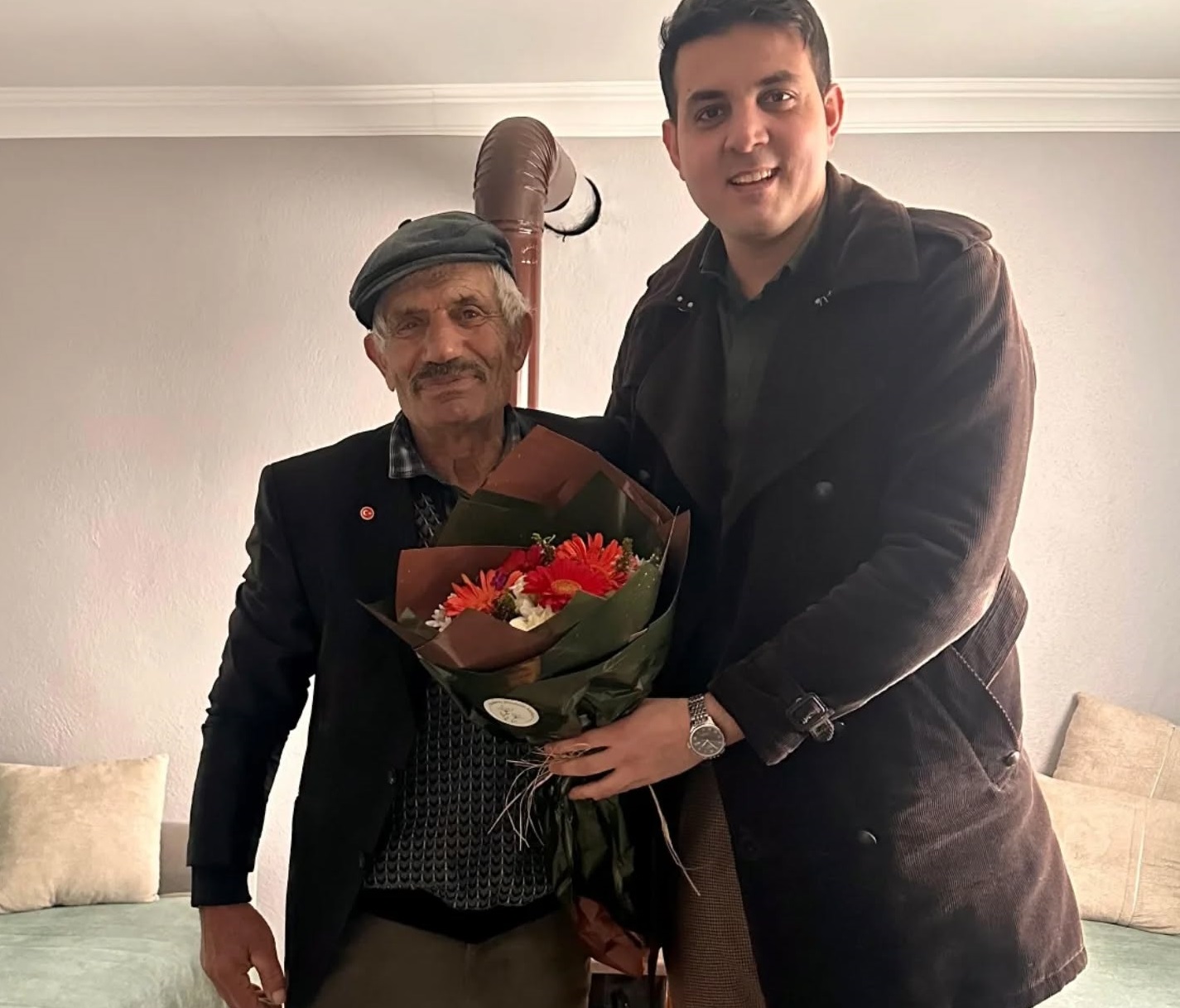 Yaşlılar haftasında duygulandıran vefa ziyareti