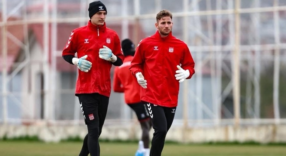 Sivasspor’da kritik maç öncesi hazırlıklar hız kesmiyor