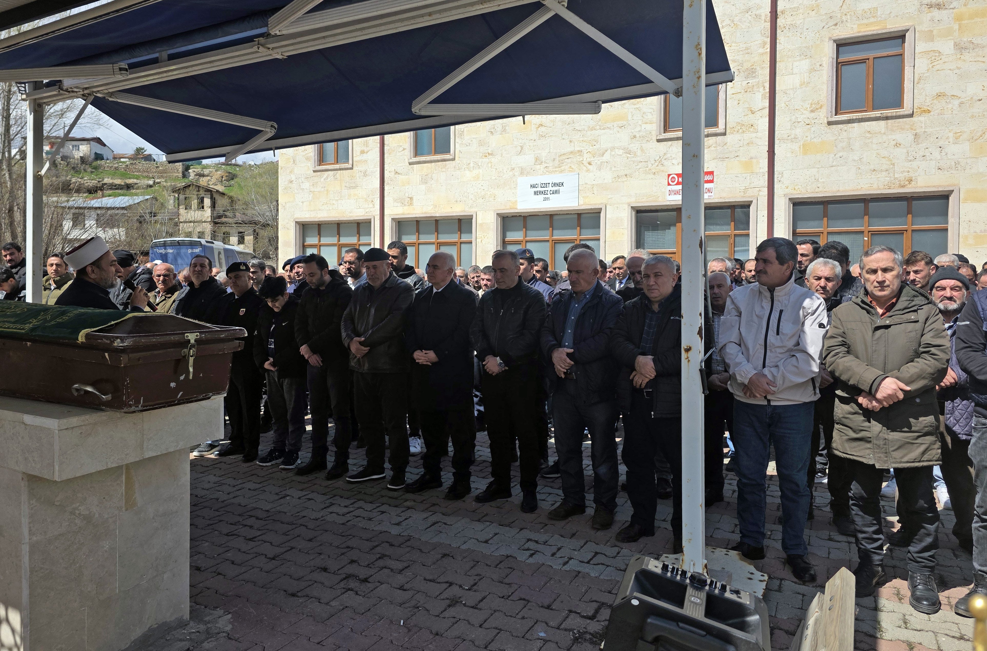 Şehit Babası Murat Çelik, Sivas'ta Son Yolculuğuna Uğurlandı