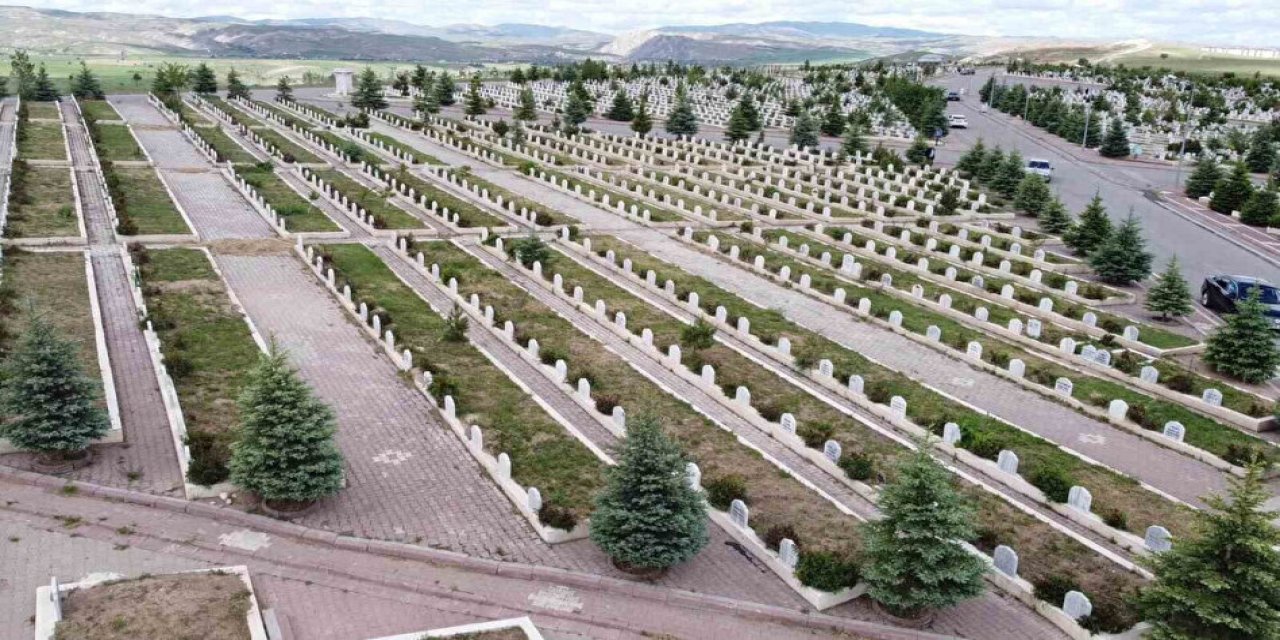 Sivas'ta mezar ücreti tartışması