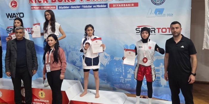 Sivaslı Kickboksçular Türkiye Şampiyonası’na Damga Vurdu