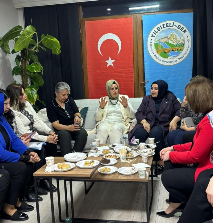 Yıldızeli’nde Kadınlardan Dayanışma Buluşması