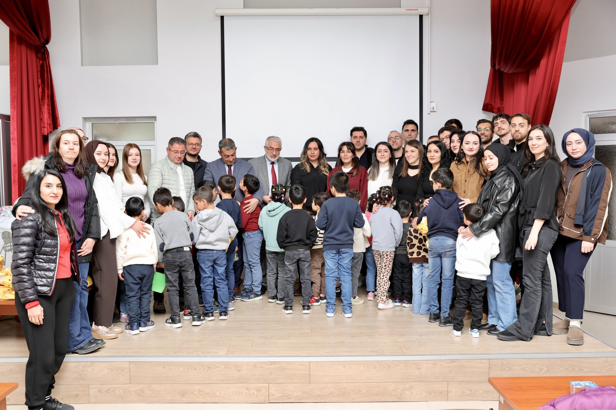 Sivas’ta “İyilik Şampiyonası Tenis Turnuvası” tamamlandı