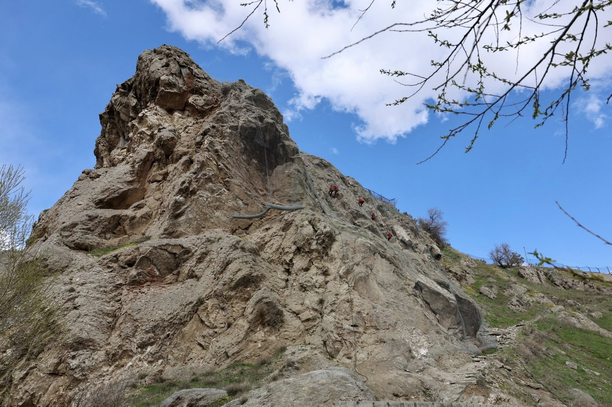 Yukarı Tekke’de can güvenliği için çalışma