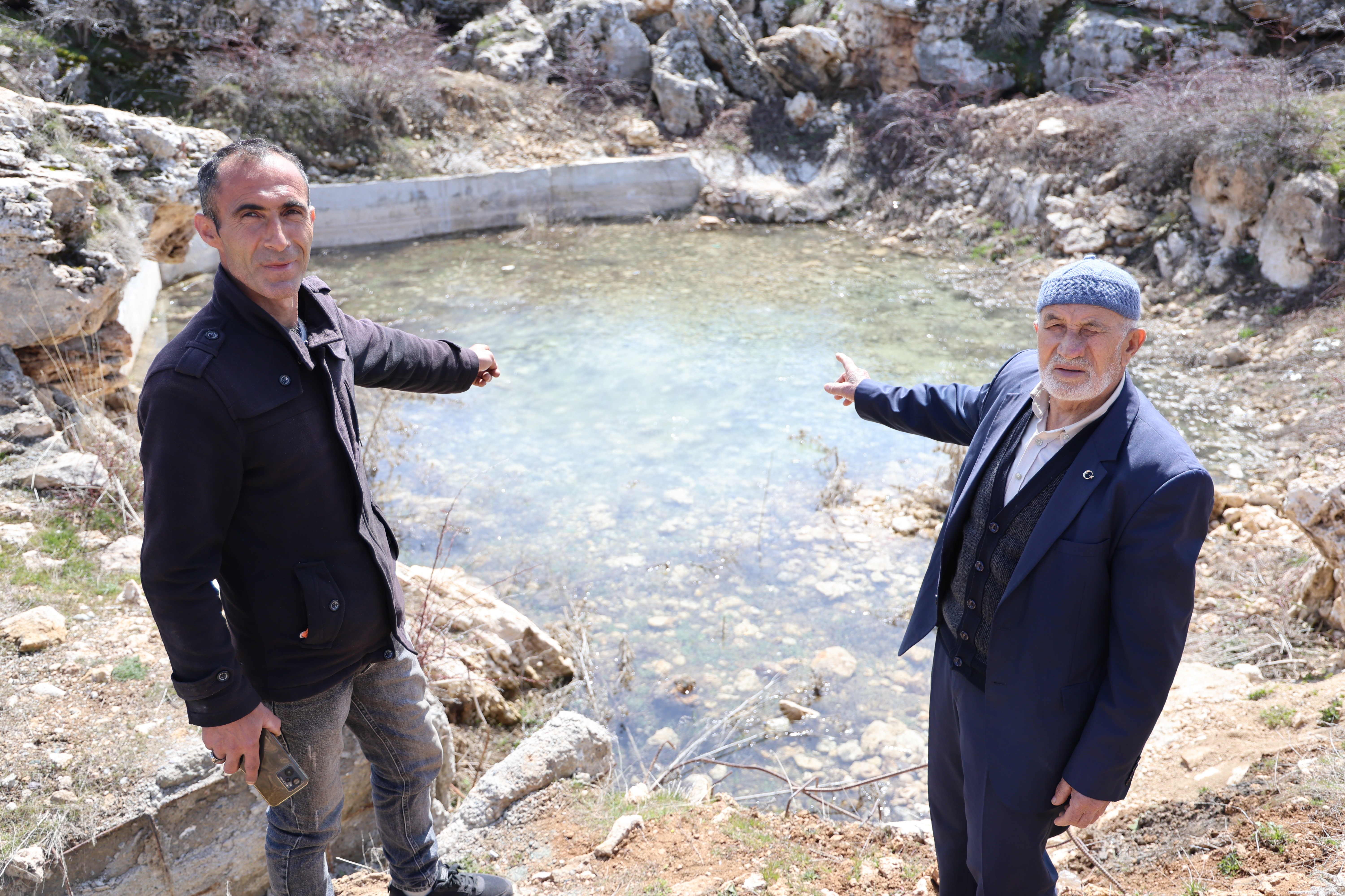 Sivas'ta kuruyan şifalı göl yeniden su tuttu