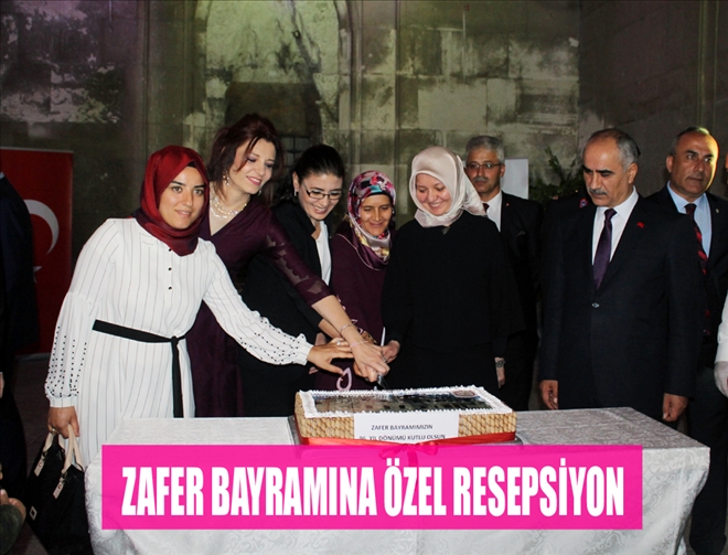 ZAFER BAYRAMINA ÖZEL RESEPSİYON