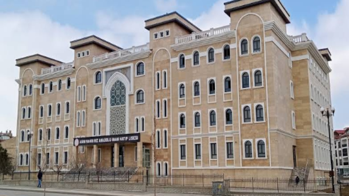 Okul saldırıları sonrası Sivas'ta bir liseden önemli karar