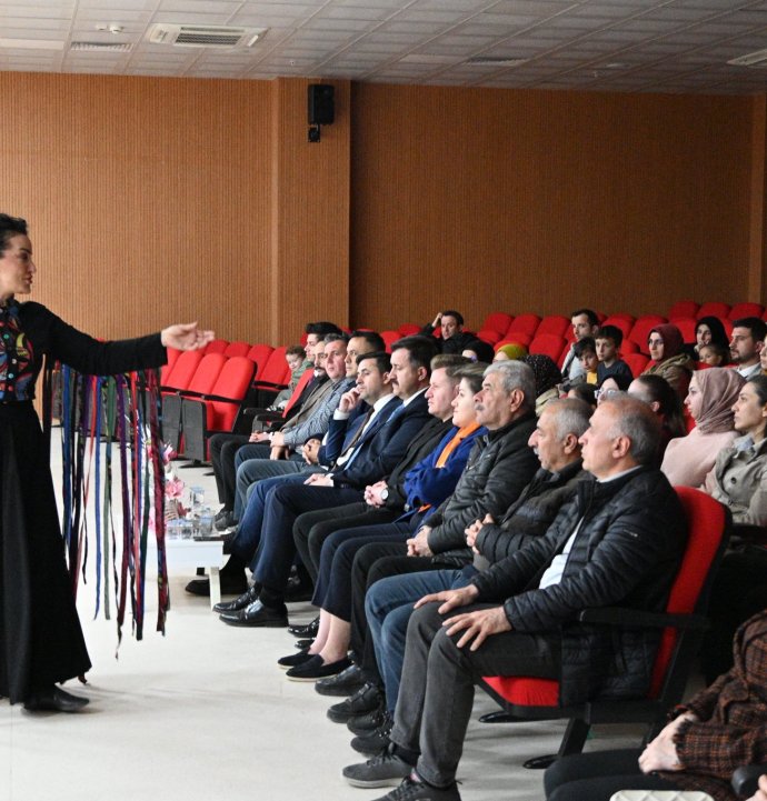 Suşehri’nde sanat dolu akşam