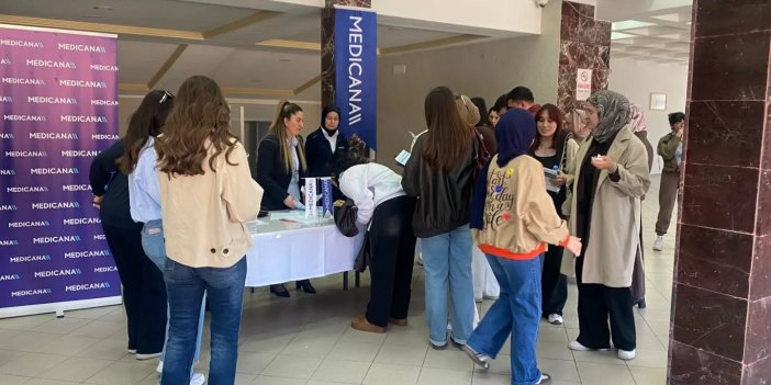 Sivas’ta hemşirelik öğrencilerine kariyer rehberliği