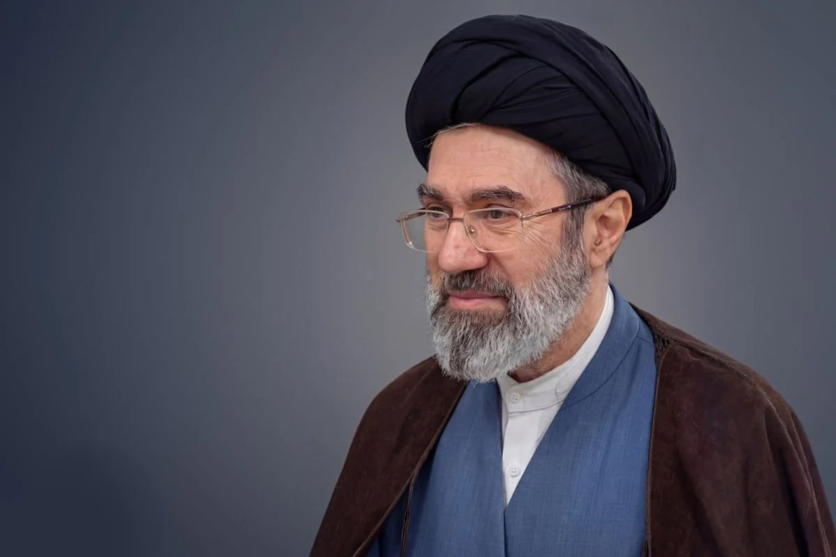 İran dini lideri Hamaney yeniden savaş dedi