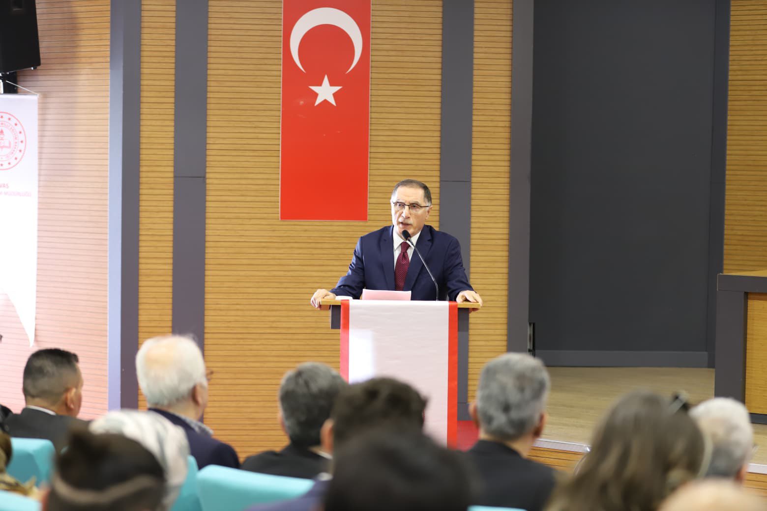 “Sivas’a Değer” projesinde Türkiye Yüzyılı konferansı