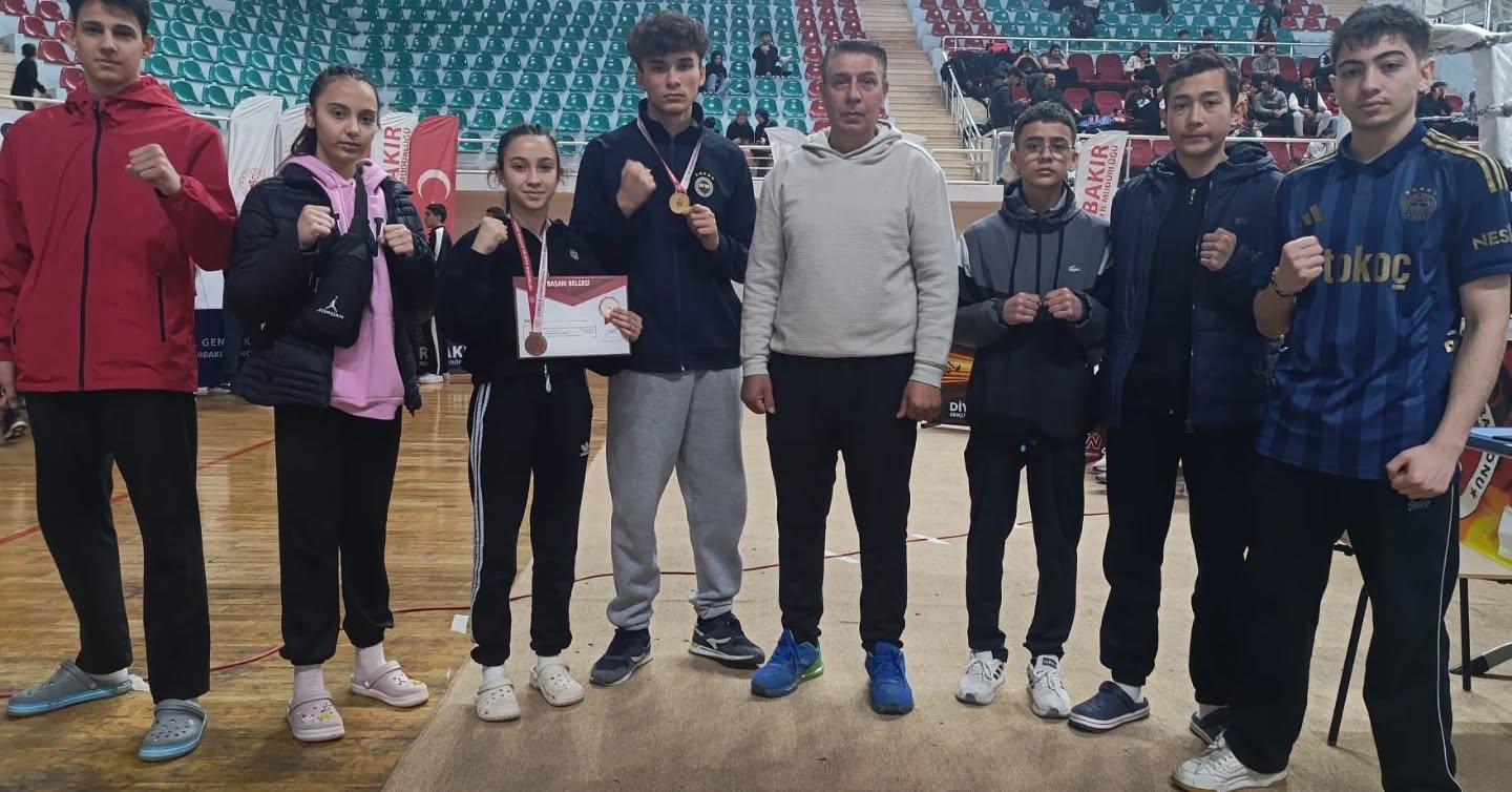 Muaythai’de Sivas'a Çifte Gurur