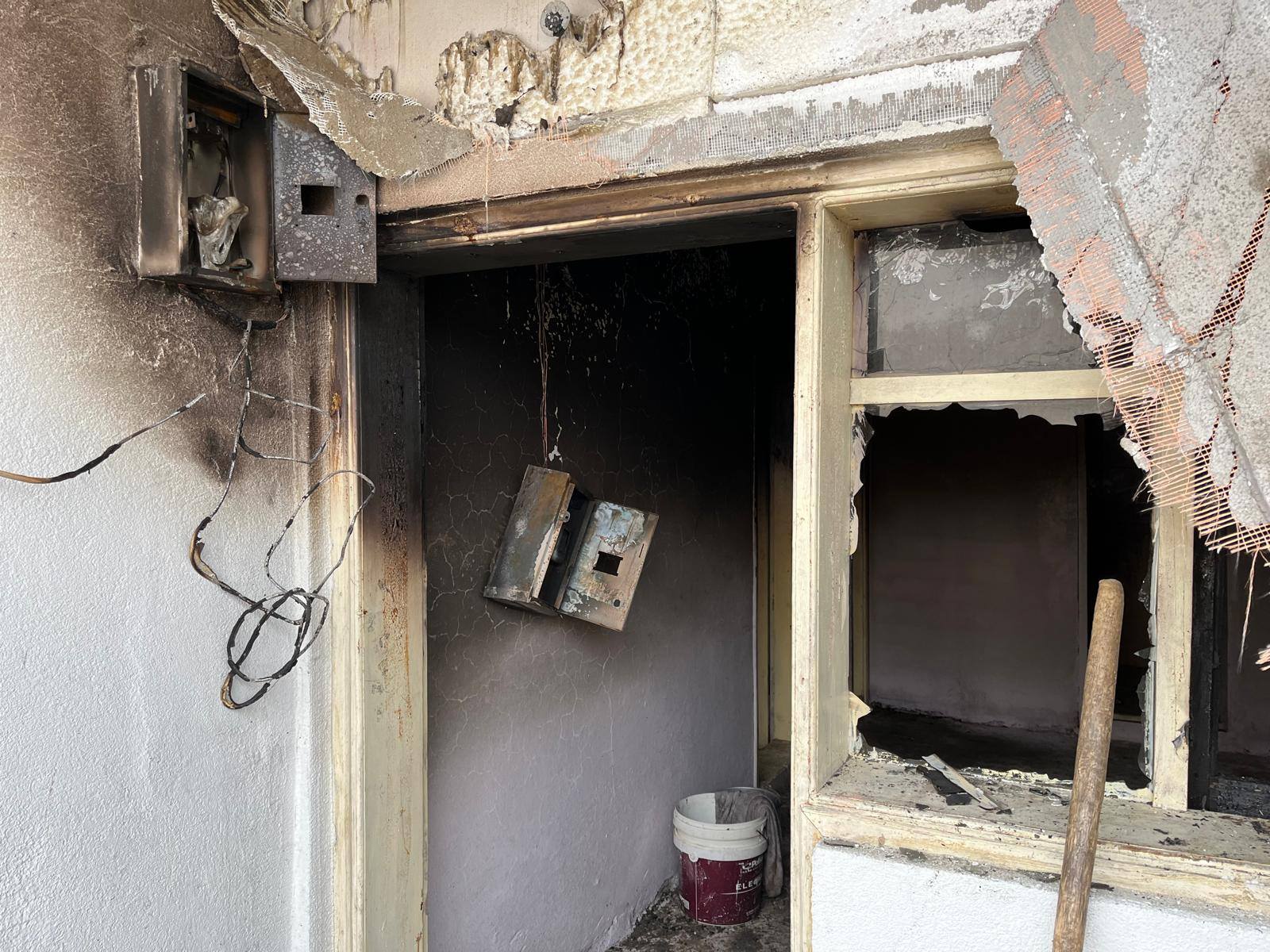 Sivas'ta evde çıkan yangın korkuttu