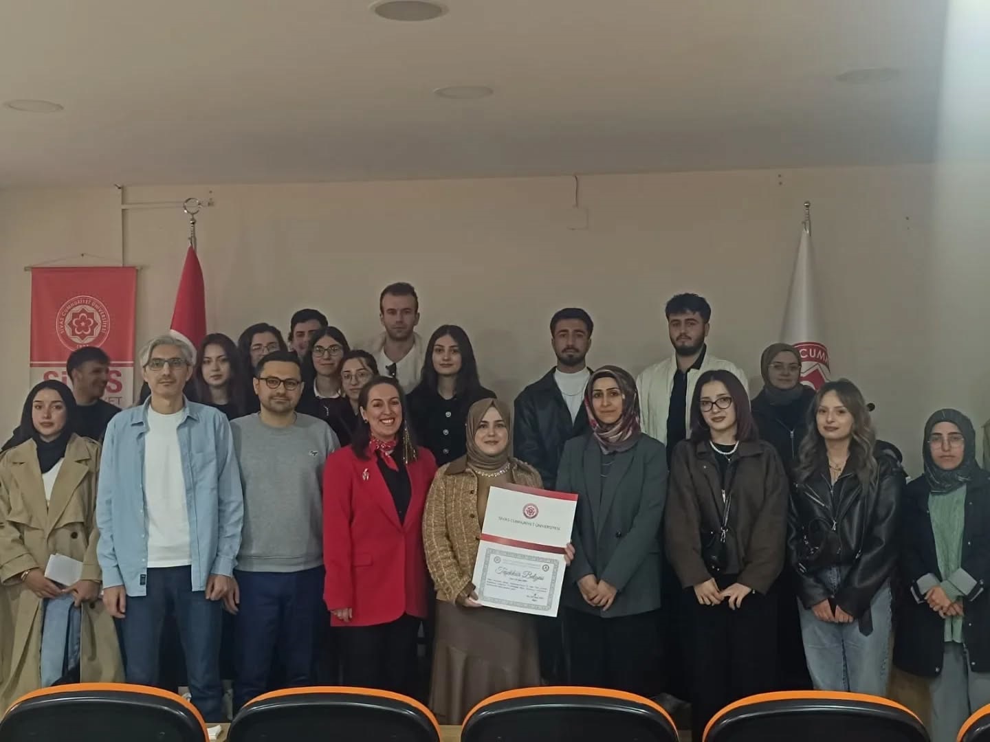 Sivas’ta Öğrencilere Mezunlardan Kariyer Rehberi