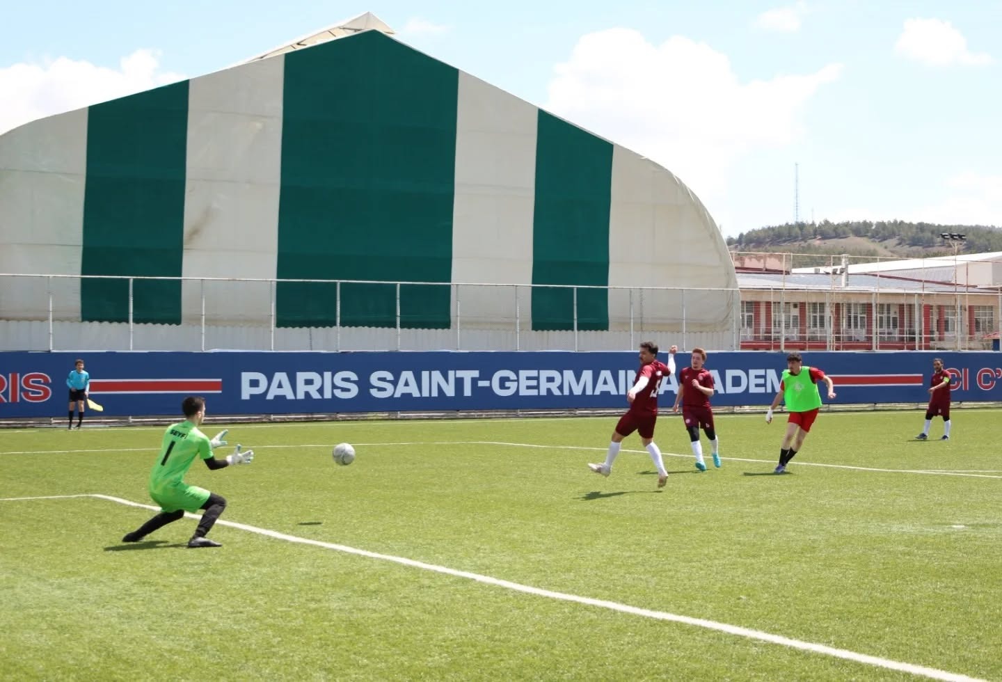 SCÜ’de çeyrek final rüzgarı esiyor