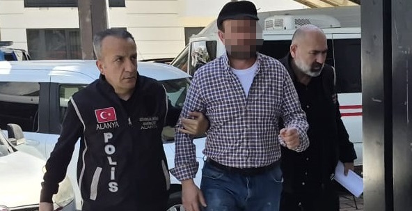 Cumhurbaşkanına hakaretten tutuklandı