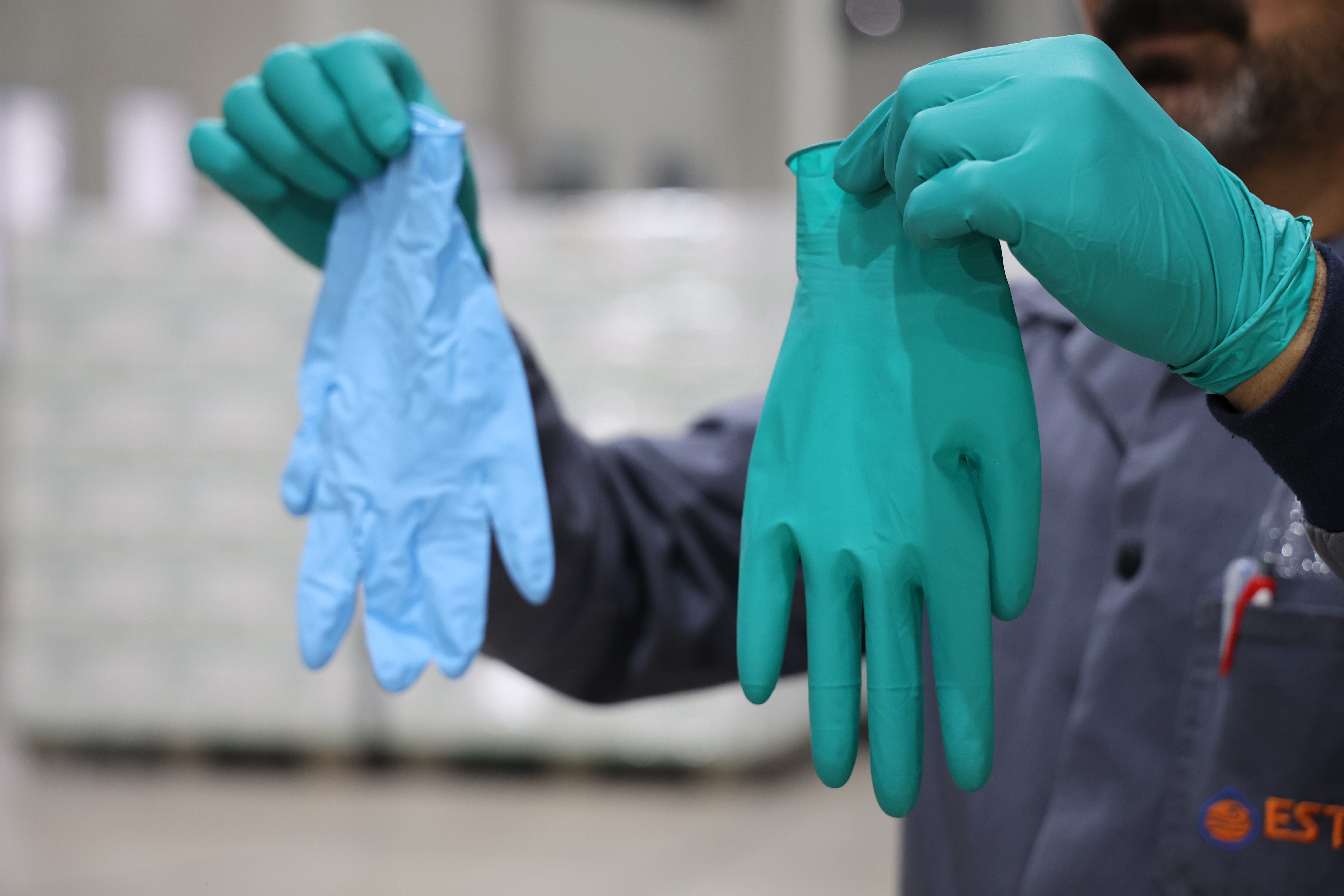 Sivas’tan dünyaya bor içerikli eldiven ihracatı