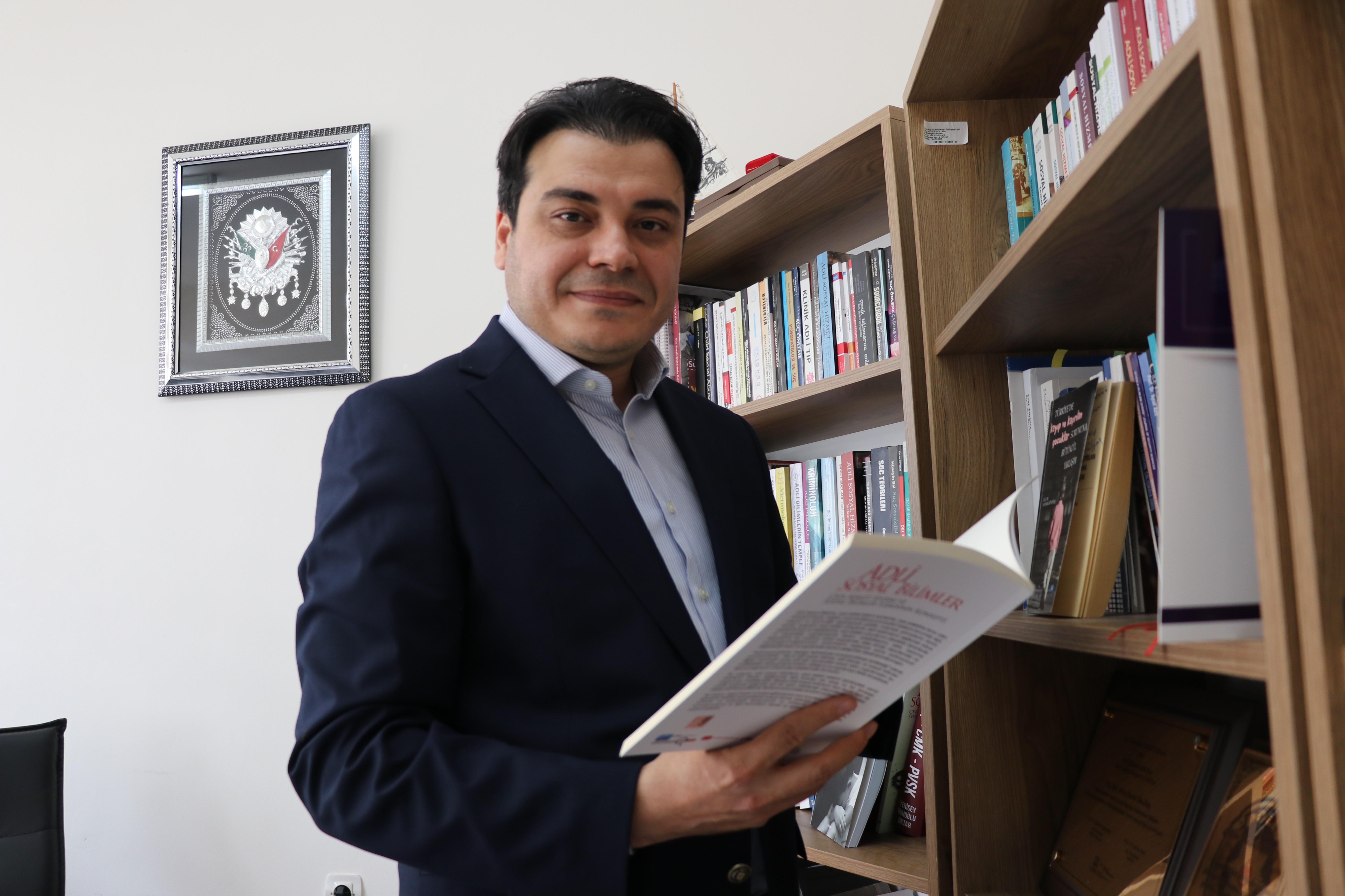 Sivas’ta Uzmandan Uyarı: “Saç Modeli ve Müzik Kimliği Etkiliyor”