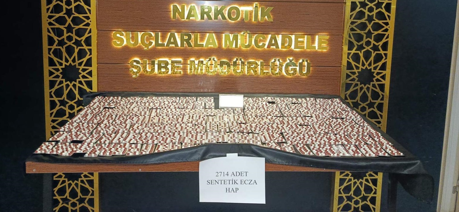 Sivas'ta uyuşturucu tacirlerine darbe