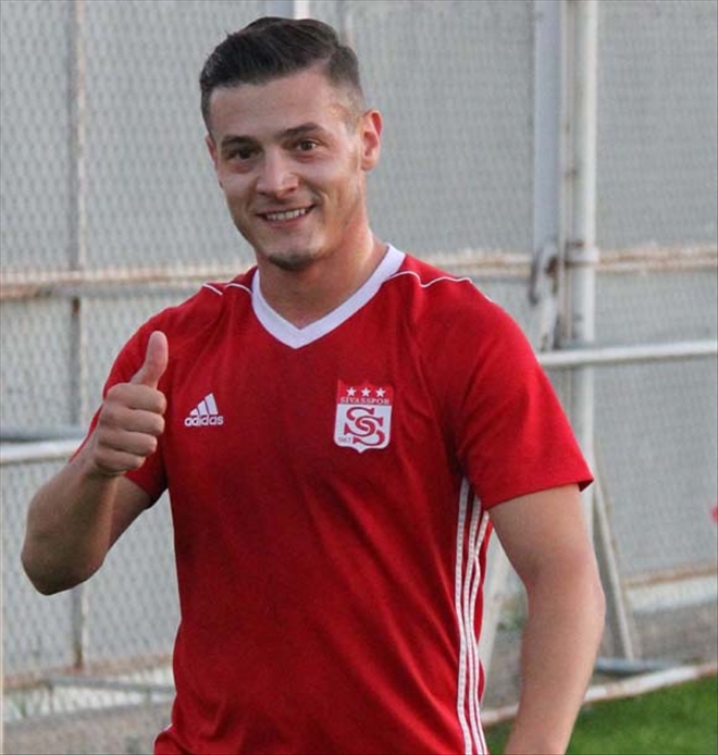 Romen forvet oyuncusu Torje  FİZİK VE KONDİSYON OLARAK HAZIR