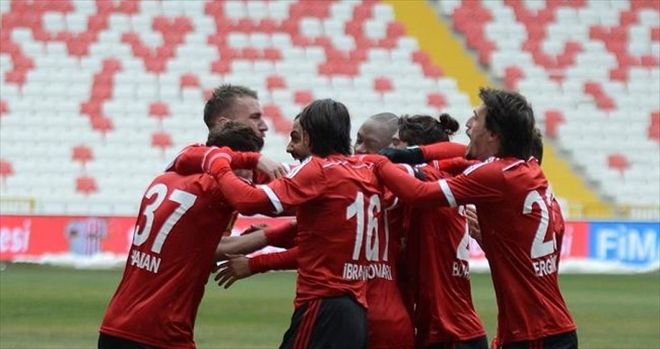 SİVASSPOR´DA FUTBOLCULARA 2 GÜN İZİN