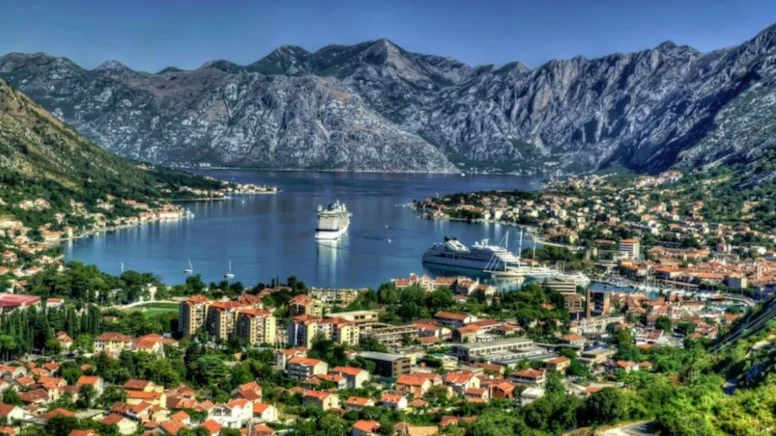 Sivas kadar nüfusu olan ülke AB kapısında