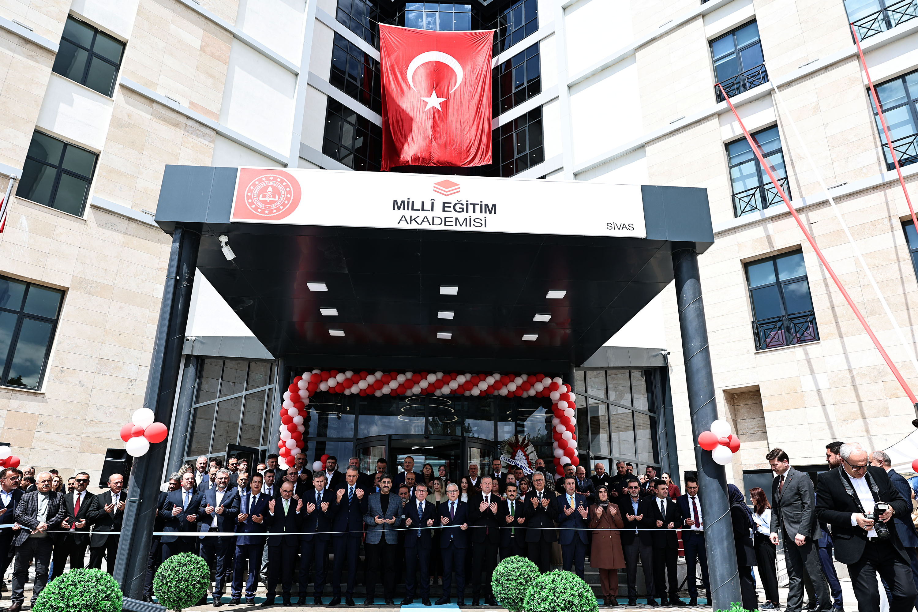 Sivas Öğretmen Akademisi Açıldı