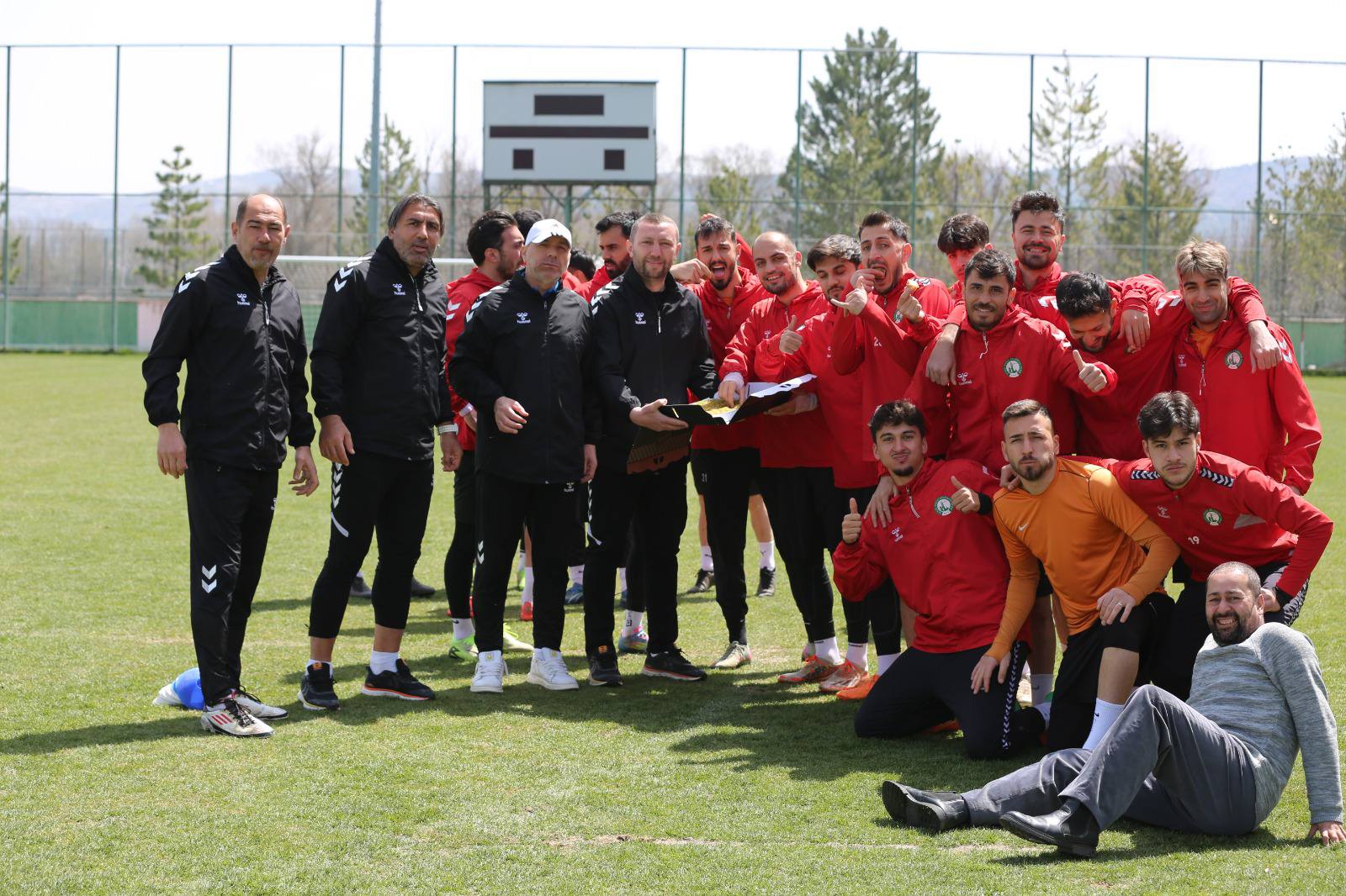 Sivas Gücü Belediyespor kritik karşılaşmaya çıkıyor