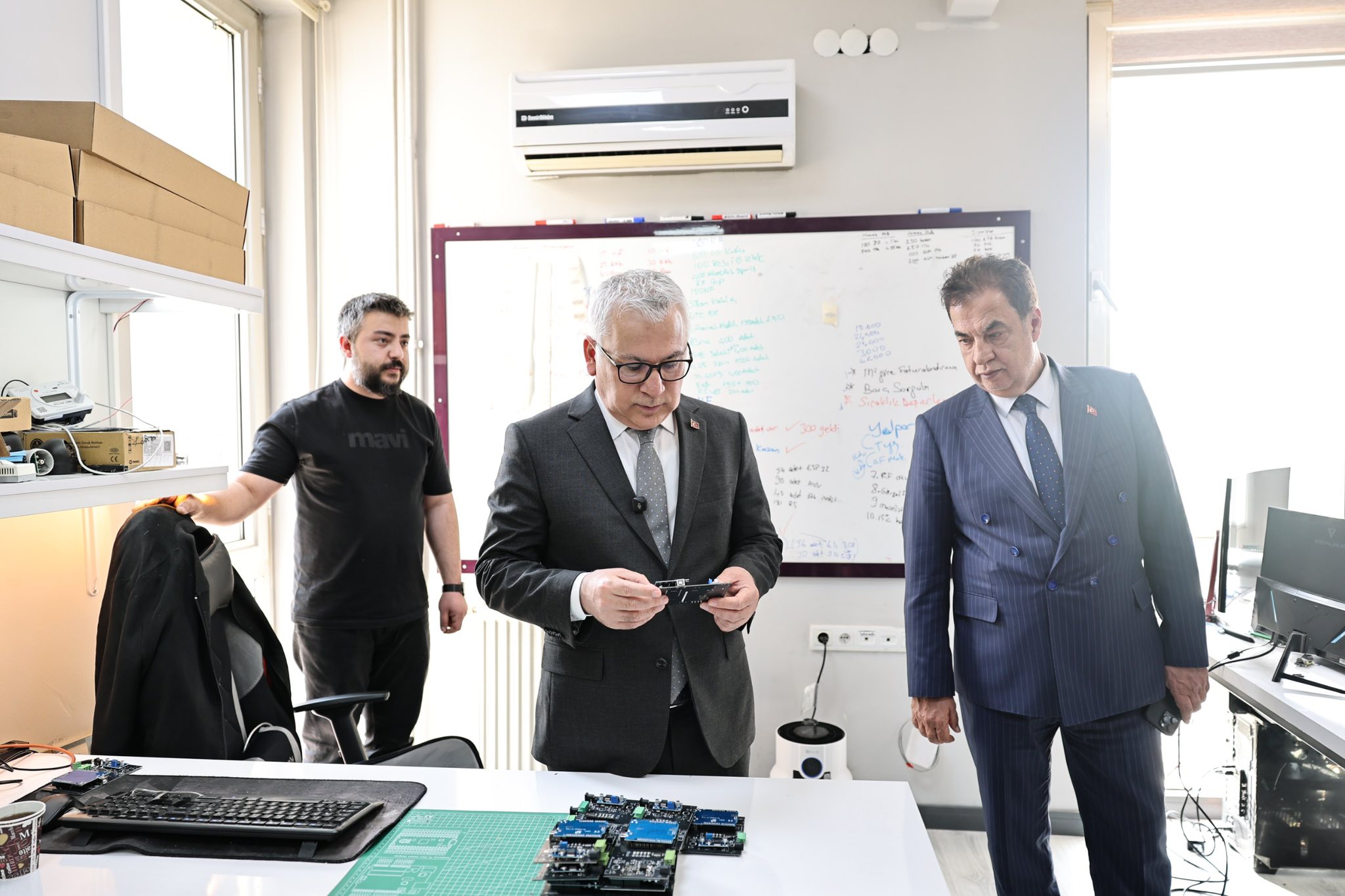 Sivas Teknokent’e Vali Şimşek’ten yakın takip