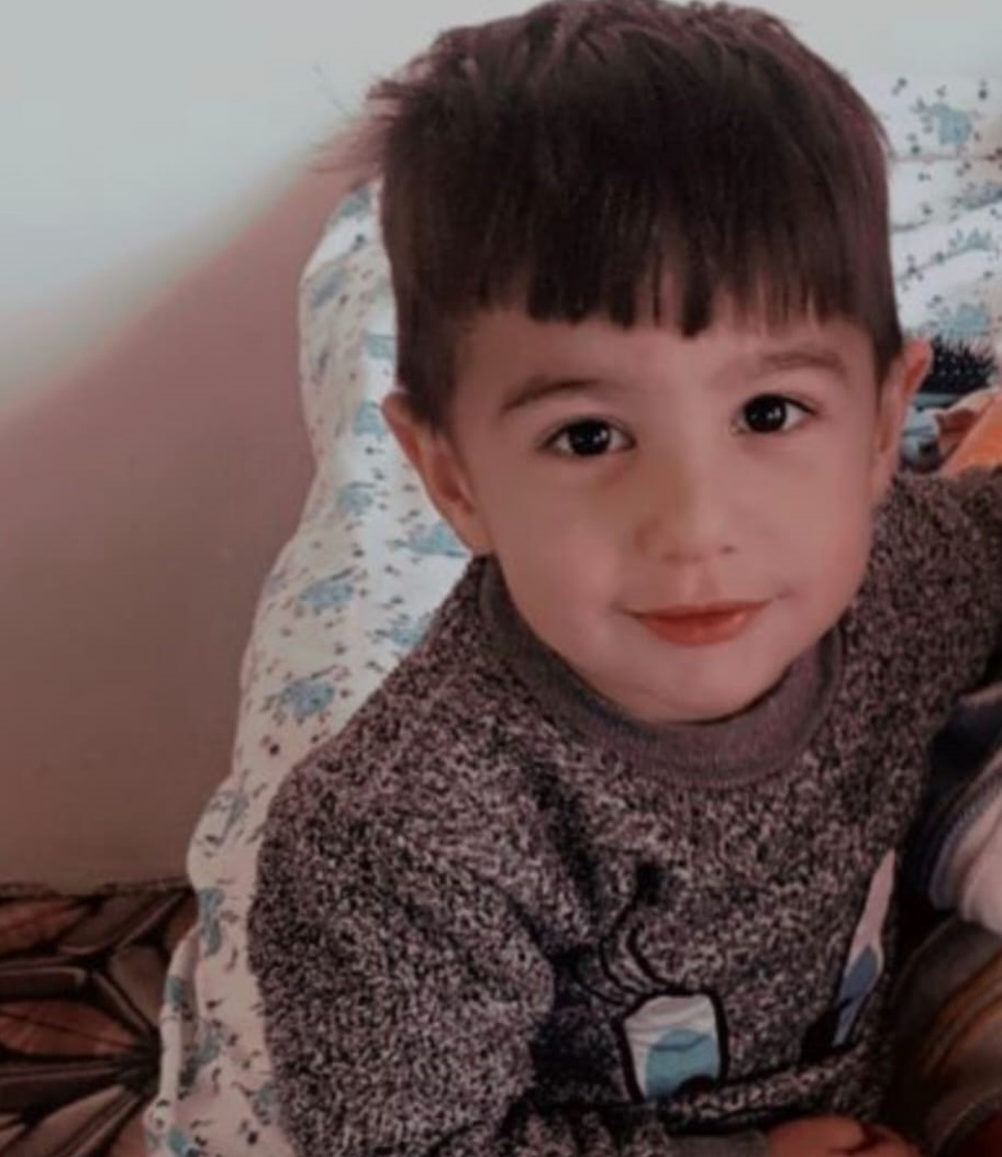 Köpeklerin saldırdığı 5 yaşındaki çocuk hayatını kaybetti