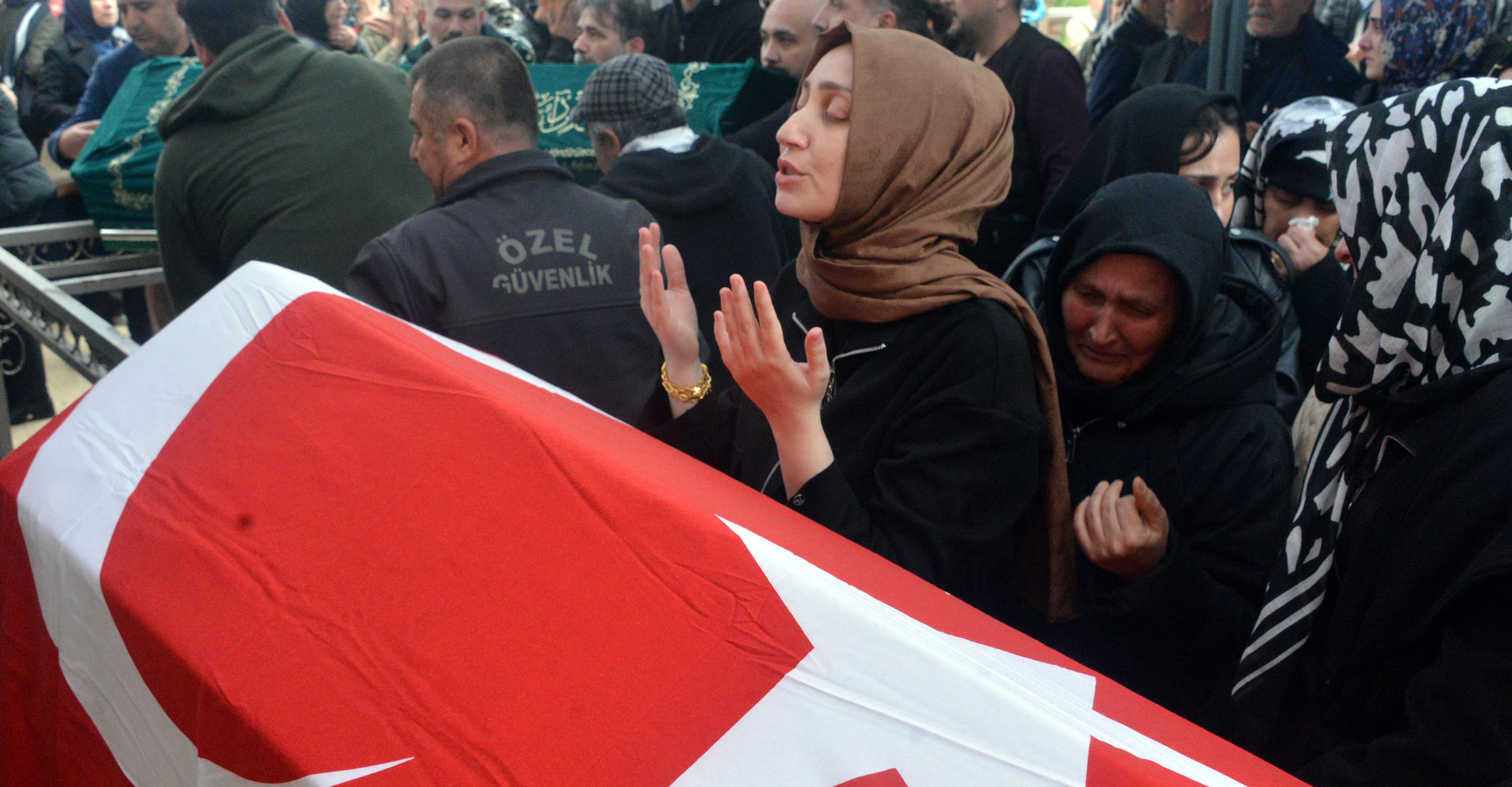 Kahramanmaraş’ta Almina’ya gözyaşlarıyla veda