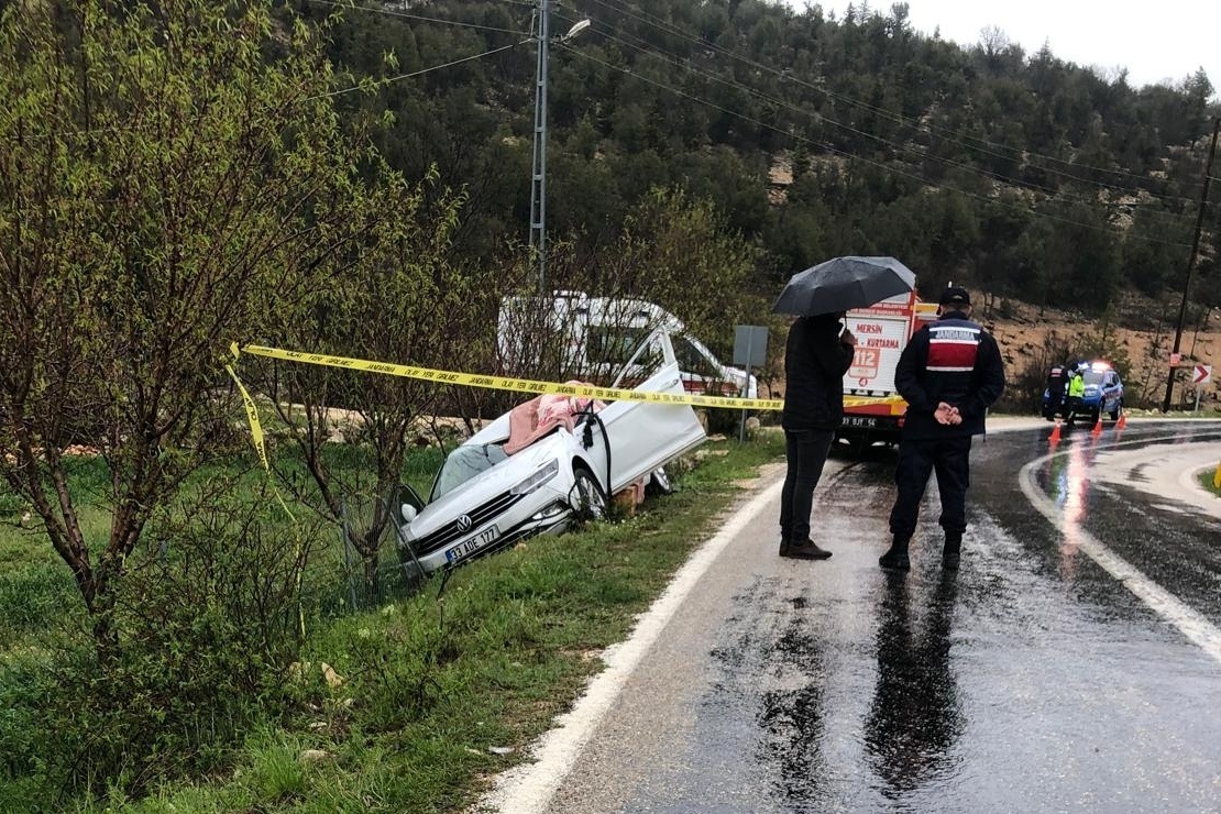 TIR ile çarpışan otomobilin sürücüsü öldü