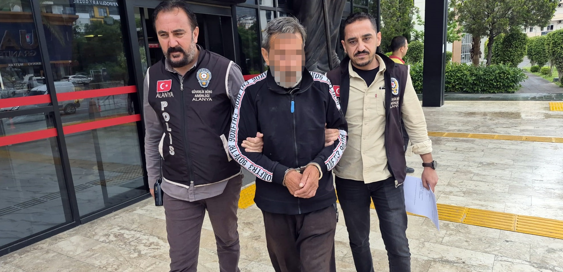 Cumhurbaşkanına hakaretten tutuklandı