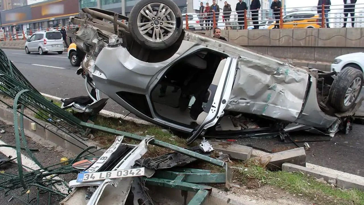 Trafik kazalarında 6 bin 35 kişi hayatını kaybetti