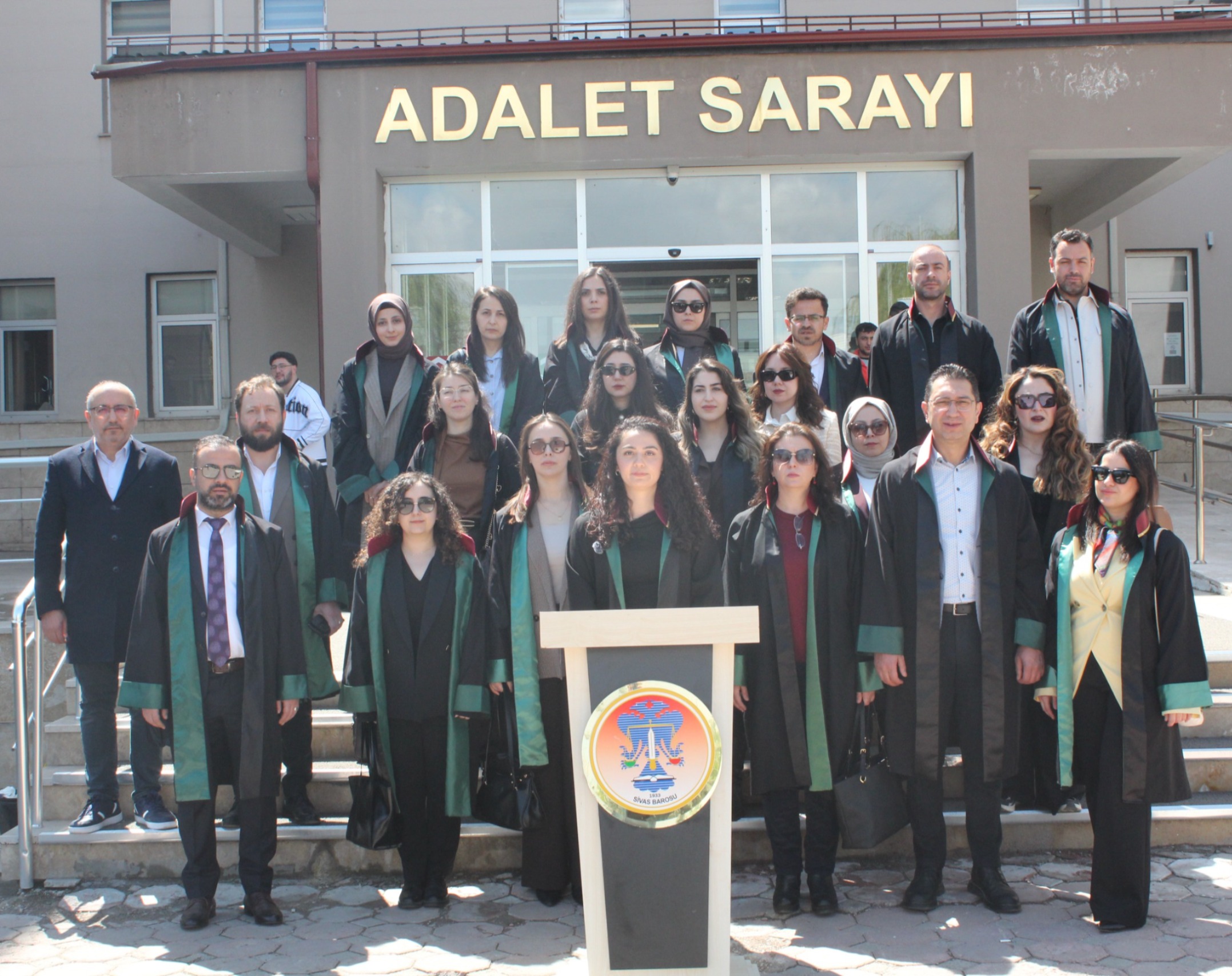 Sivas Barosu’ndan kadın cinayetlerine tepki